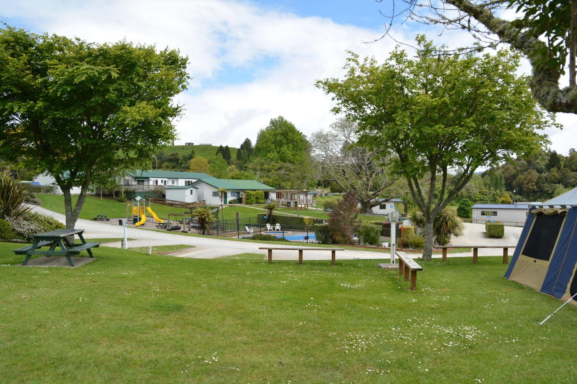 Waitomo Top 10 Holiday Park Cuevas de Waitomo Exterior foto