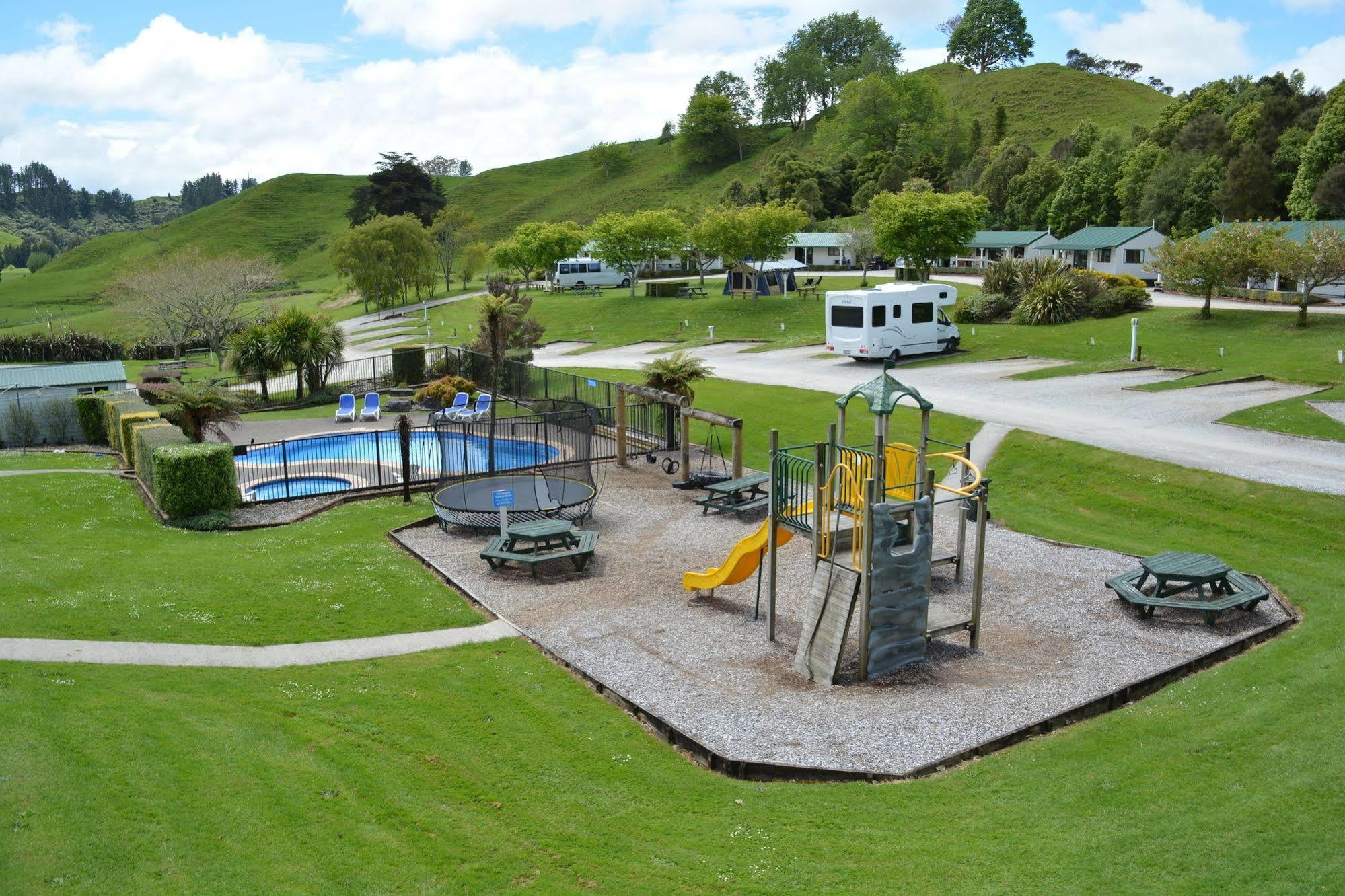 Waitomo Top 10 Holiday Park Cuevas de Waitomo Exterior foto